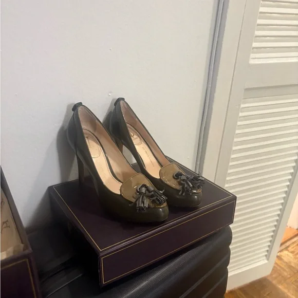 Vince Camuto Olive Green Tassel Heels - Picture 4 of 7